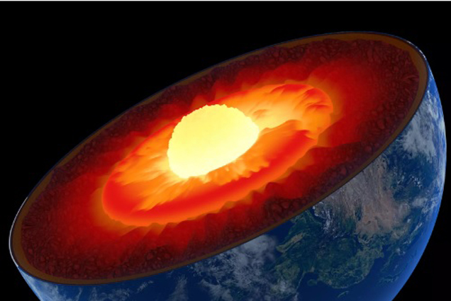 Các nhà khoa học thu thập các mẫu đầu tiên từ lớp phủ lõi Trái đất