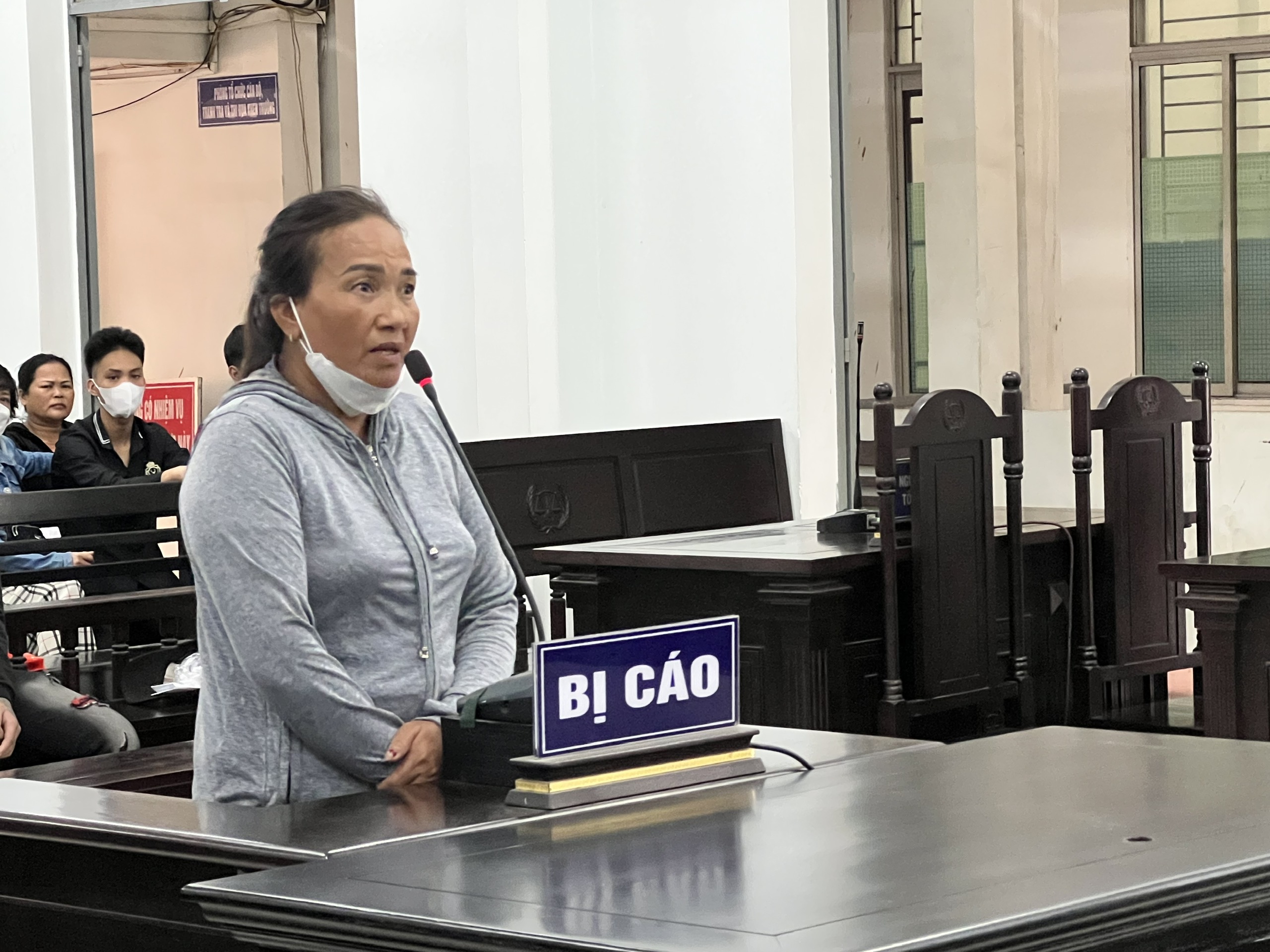 Lãnh 7 năm tù vì dùng dao giải quyết xích mích