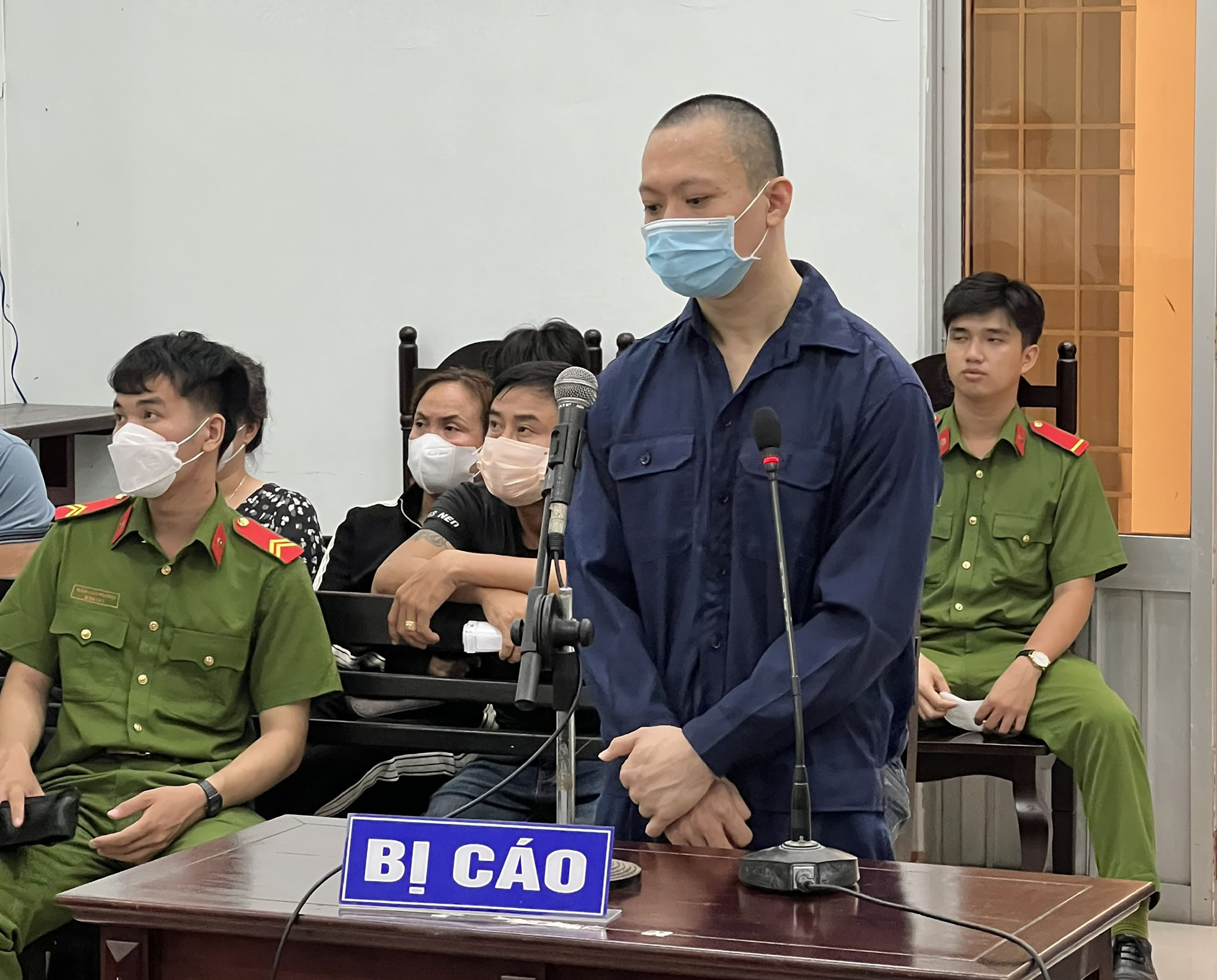 Tù chung thân vì lừa góp vốn để… đánh bạc