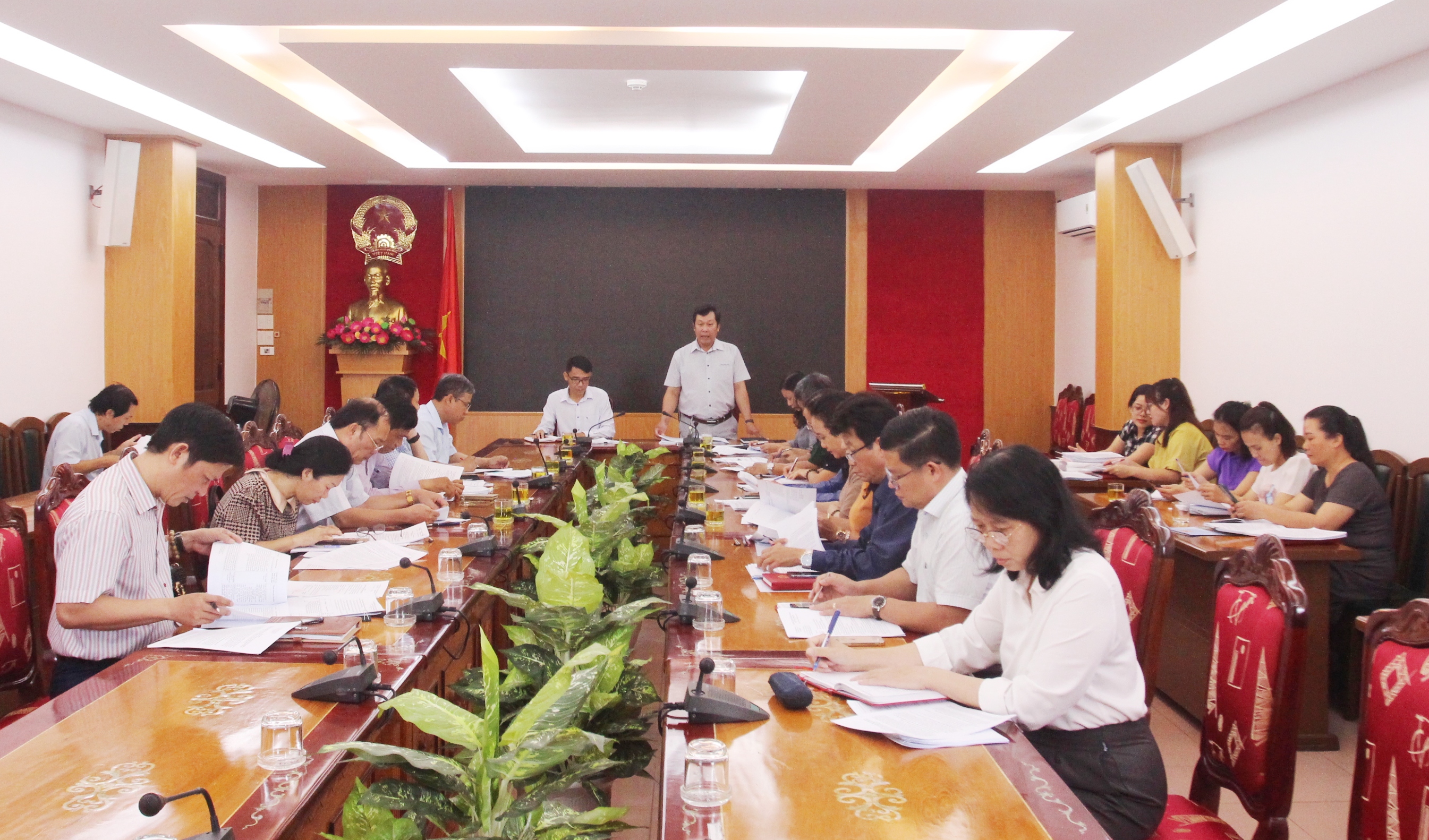 HĐND tỉnh Khánh Hòa thẩm tra báo cáo giải quyết kiến nghị của cử tri