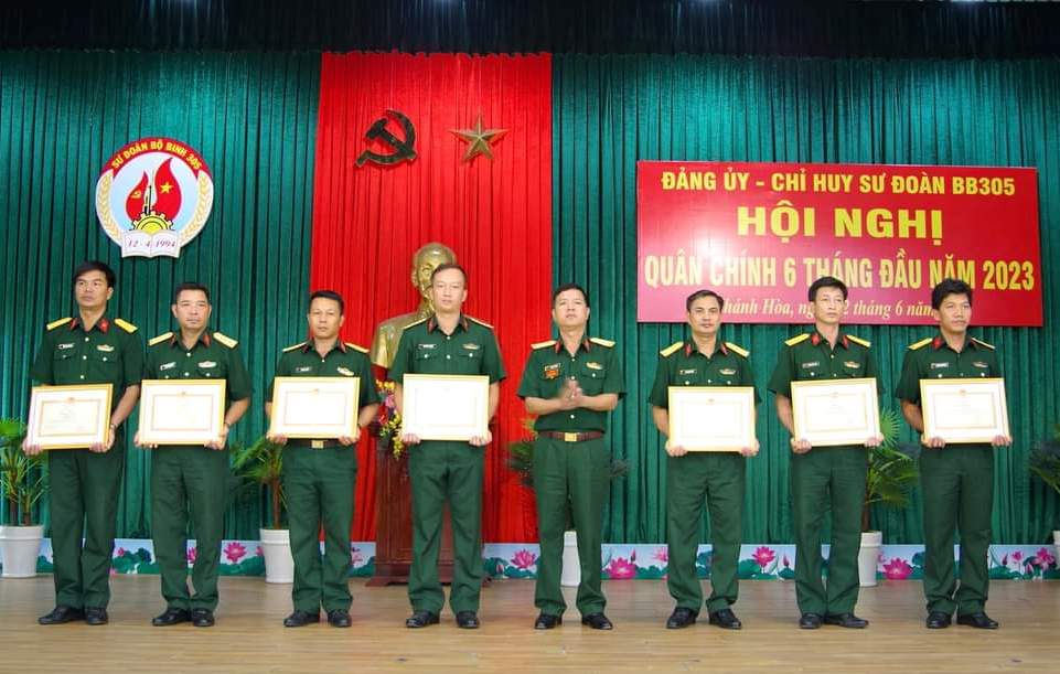 Sư đoàn Bộ binh 305 tổ chức hội nghị quân chính 6 tháng đầu năm