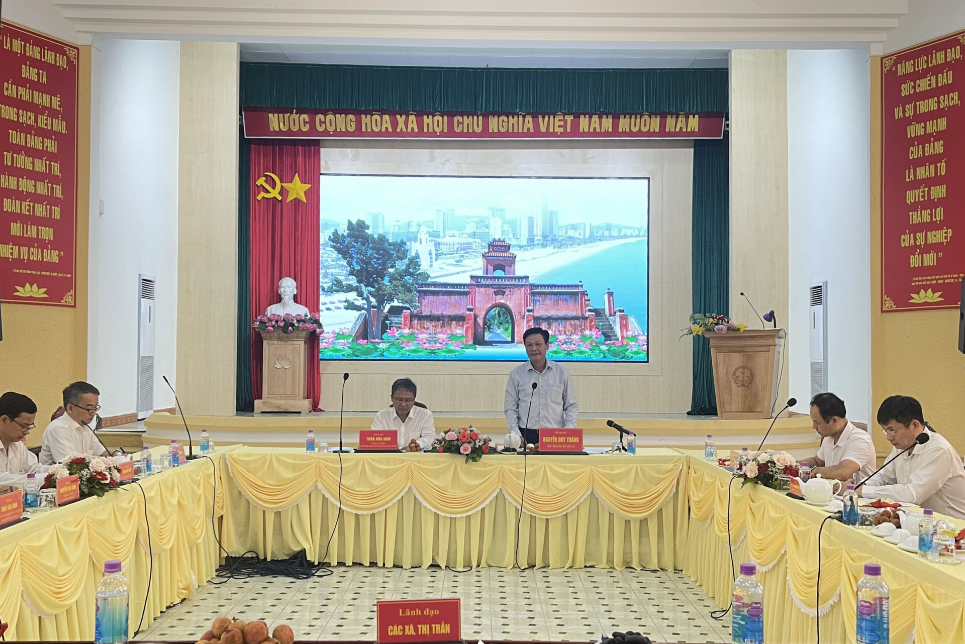Ông Nguyễn Duy Thăng kết luận buổi làm việc.