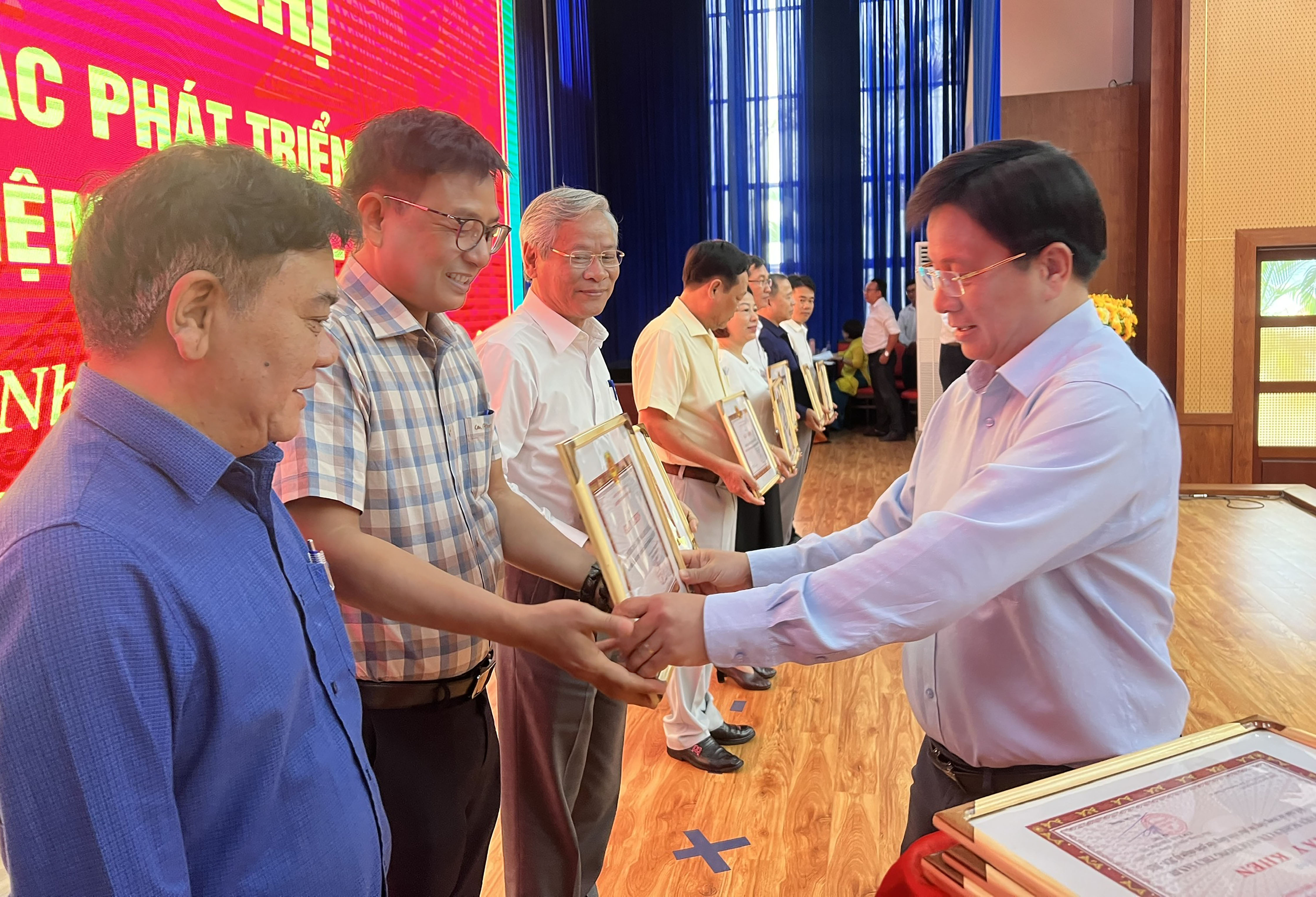 Nha Trang: Quan tâm phát triển đảng viên