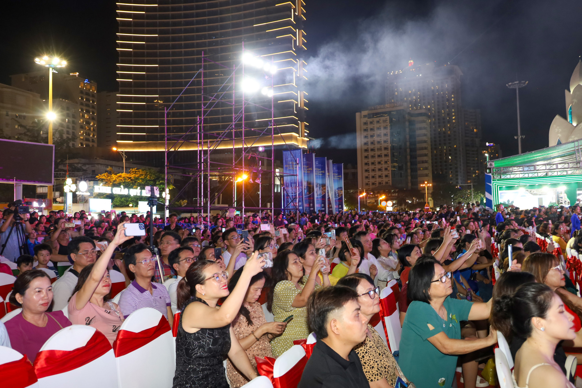 The festival attracts a lot of audience

