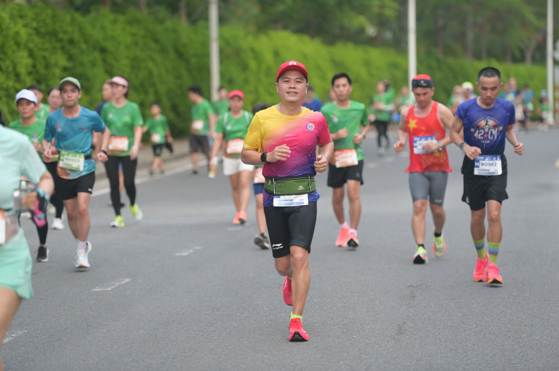 Unique Nha Trang H-Marathon 2024 joined by many runners in and outside Khanh Hoa Province

