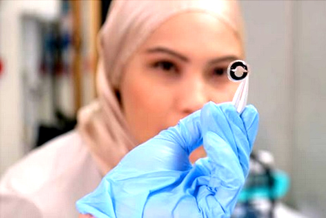 Tiềm năng của loại pin siêu mỏng sạc được bằng nước mắt