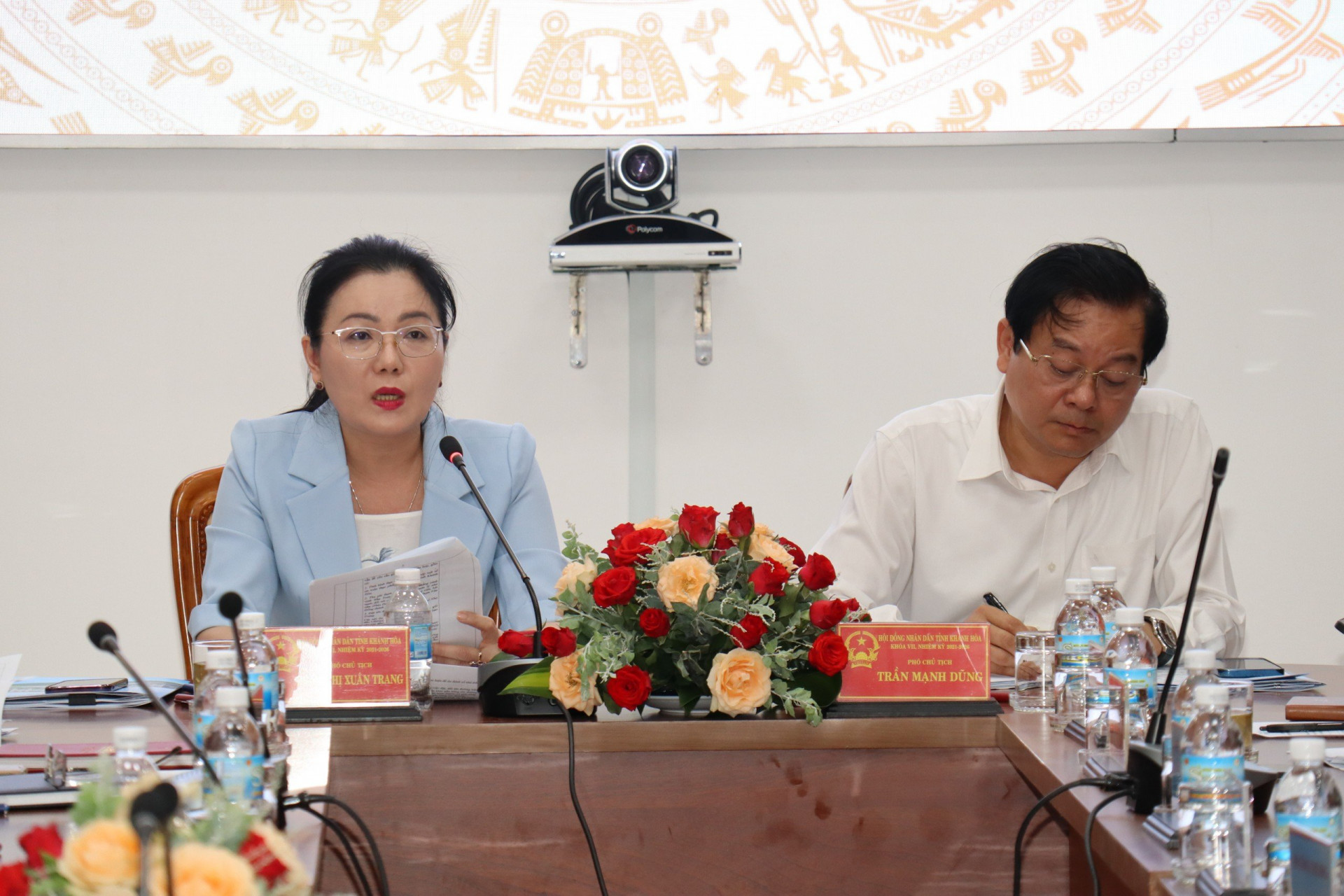 Đồng chí Phạm Thị Xuân Trang điều hành phiên họp