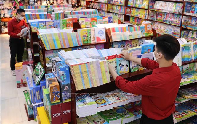 Nhà xuất bản Giáo dục Việt Nam thông tin về giảm giá sách giáo khoa năm học 2024 - 2025