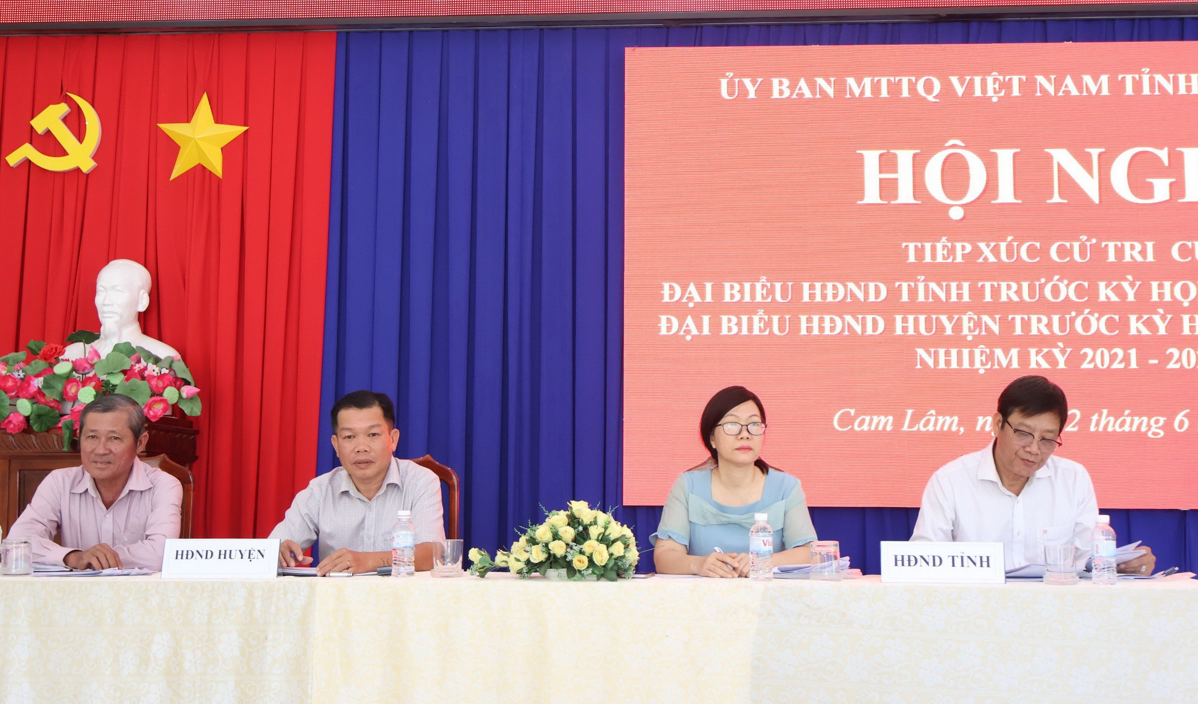 Đại biểu HĐND tỉnh Khánh Hòa tiếp xúc cử tri huyện Cam Lâm