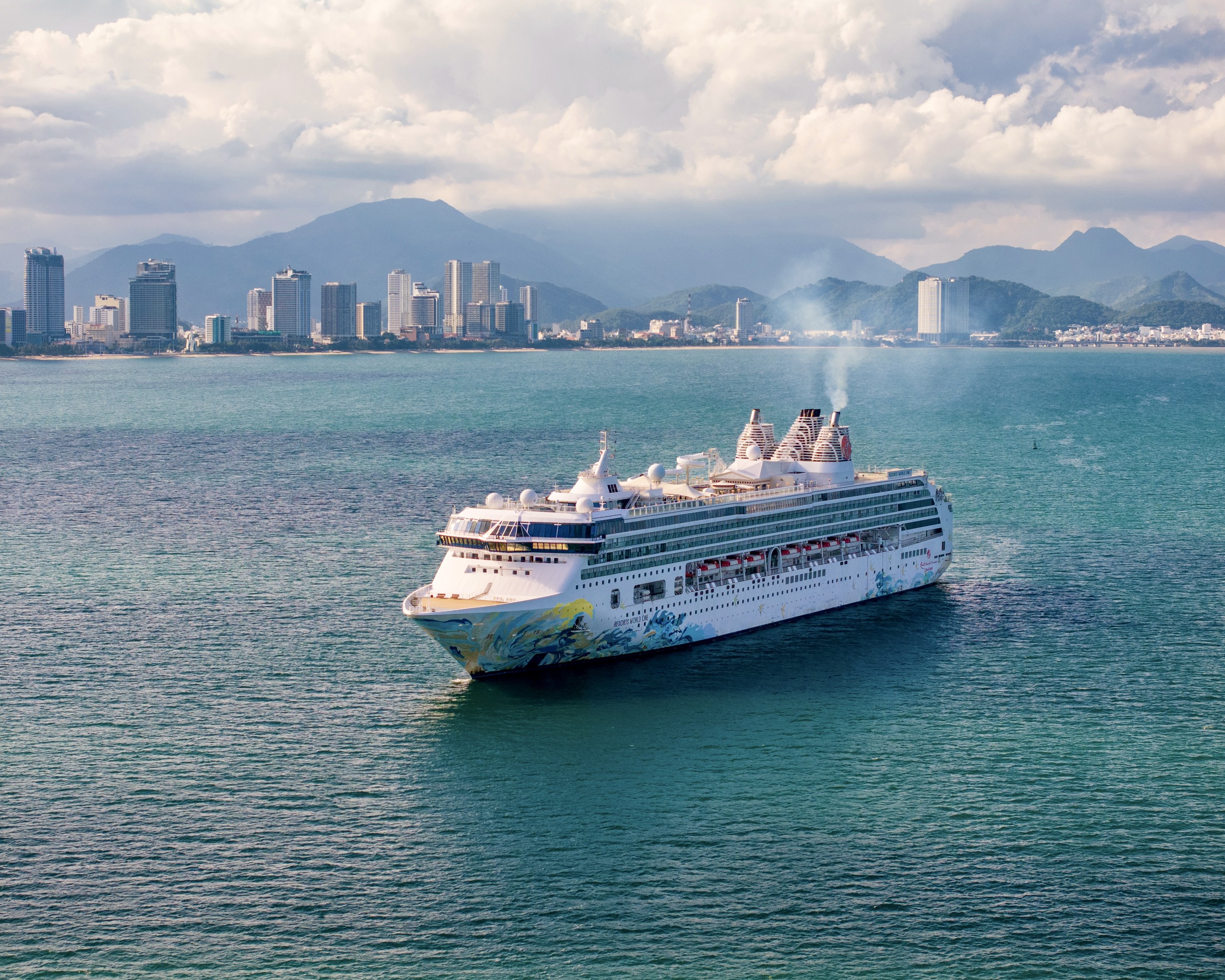 Tăng trưởng kinh tế của Khánh Hòa đứng thứ 2 cả nước