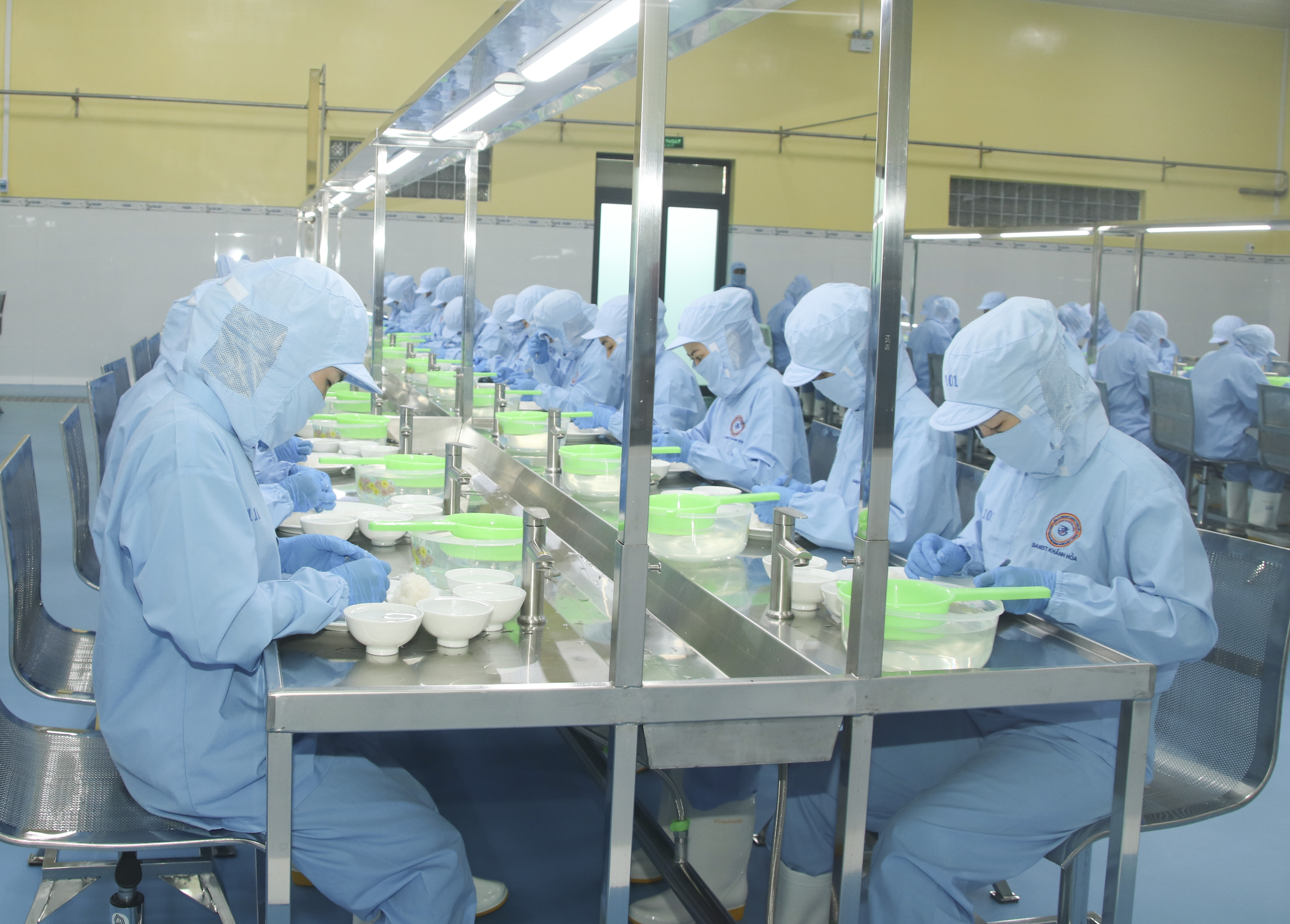 Đưa thương hiệu yến sào Khánh Hòa bay xa