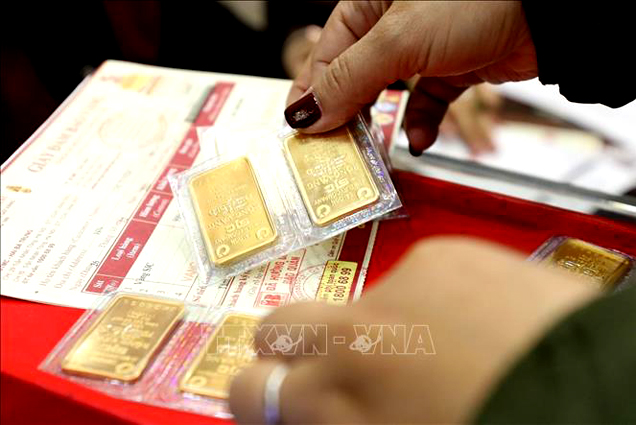 Giá vàng SJC sáng 5/6 biến động nhẹ