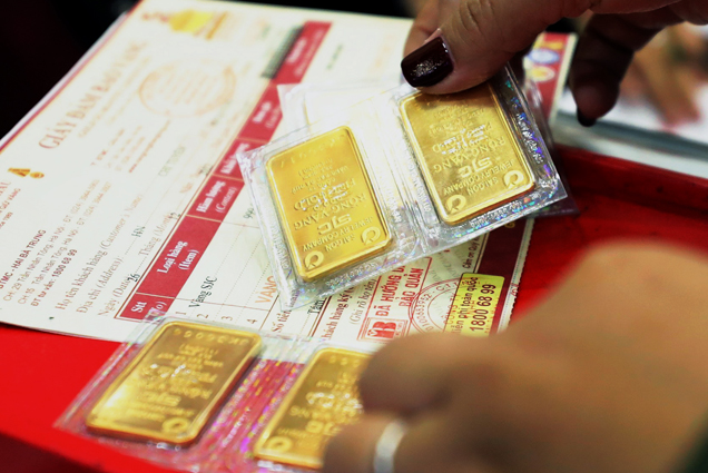 Giá vàng miếng SJC sáng 27/6 ổn định, giá vàng nhẫn giảm