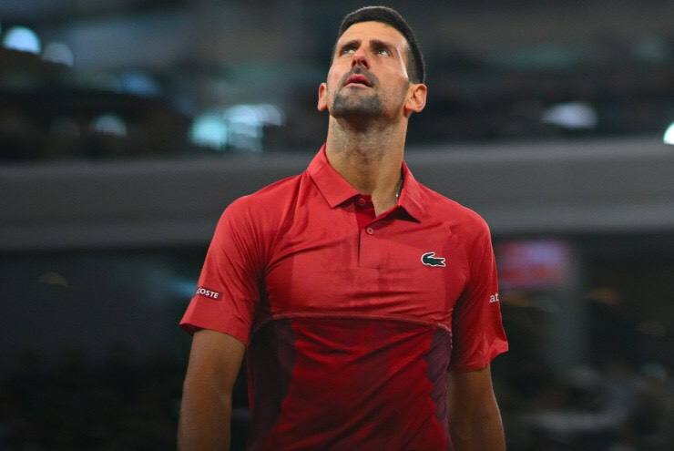 Tay vợt số một thế giới Djokovic bỏ cuộc vì chấn thương.