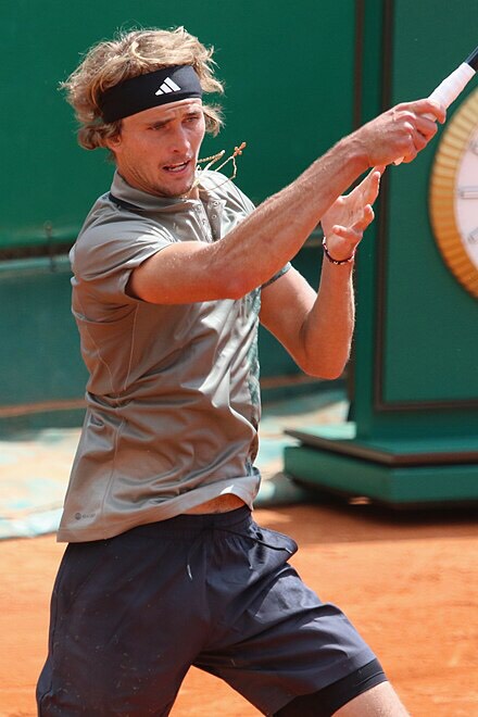 Tay vợt người Đức Zverev lần đầu tiên vào chung kết Roland Garros