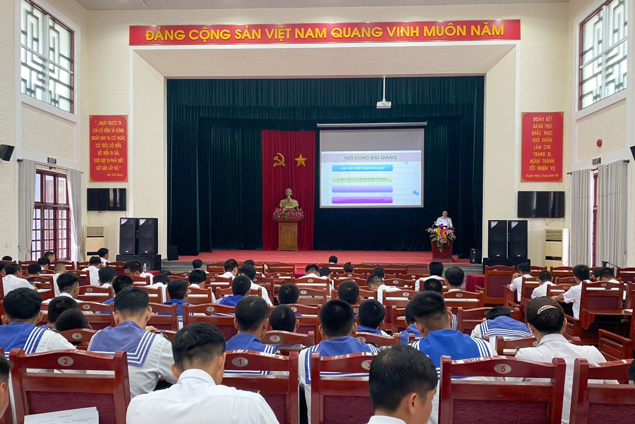 Quang cảnh hội nghị.