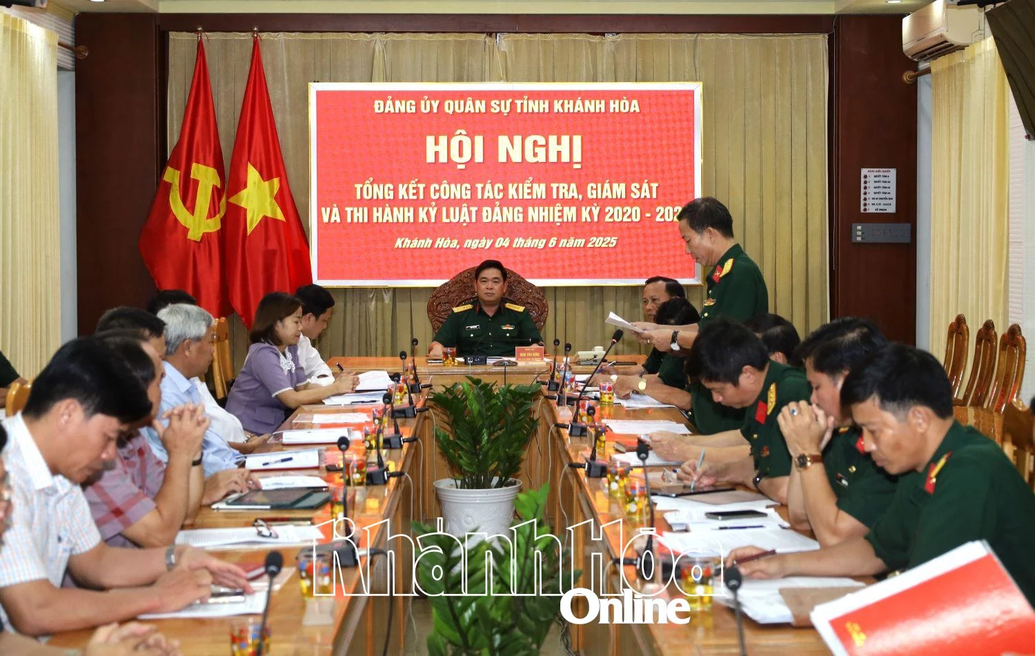 Quang cảnh hội nghị.