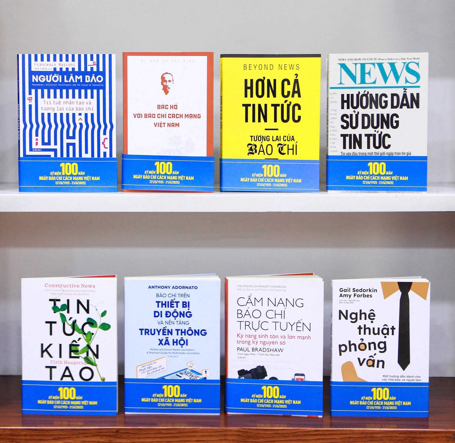 Bộ sách báo chí - truyền thông của Nhà Xuất bản Trẻ. Ảnh: NXB Trẻ