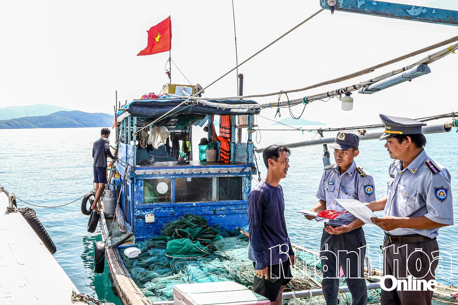 Tăng cường tuần tra, xử lý tàu cá vi phạm  