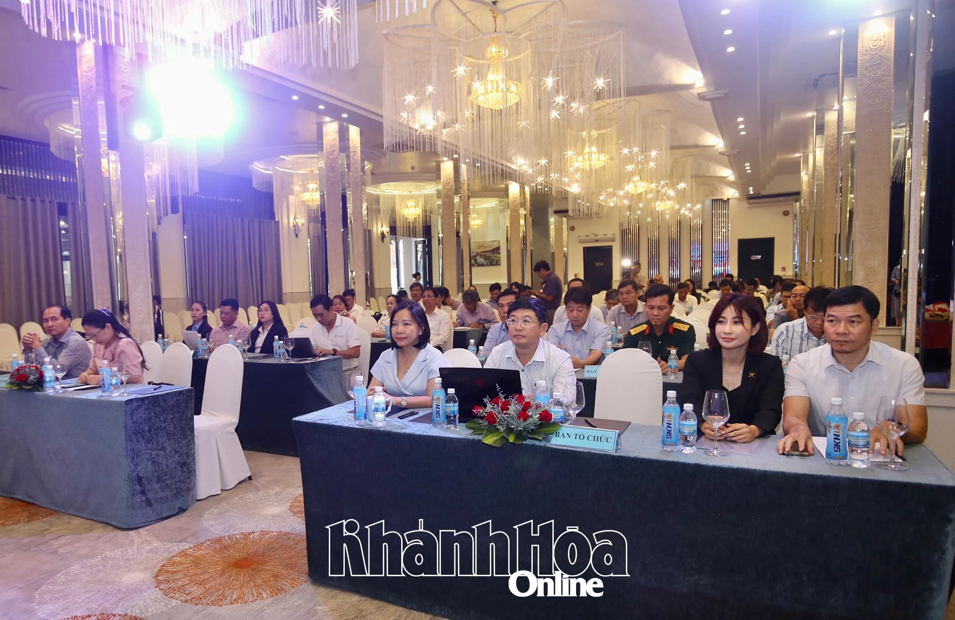 Representatives, reporters and journalists attending the press conference

