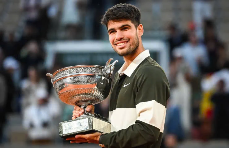 Roland Garros: Hai tay vợt trẻ Alcaraz và Sinner nâng quần vợt lên tầm cao mới 