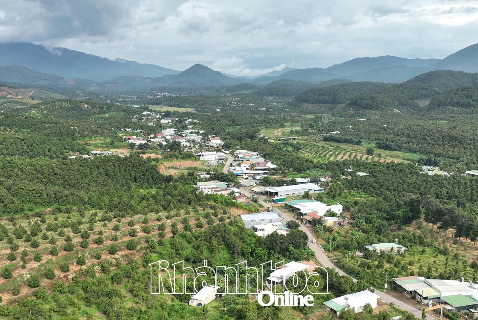 Một góc xã Sơn Bình, huyện Khánh Sơn.