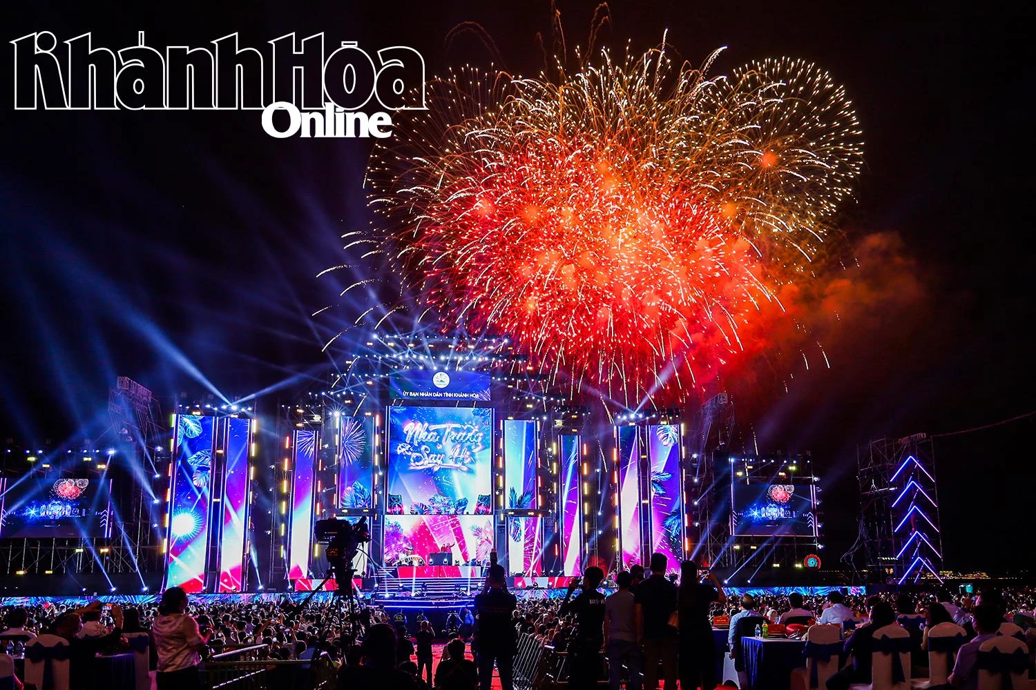 Bùng nổ với đại nhạc hội “Nha Trang say Hi”