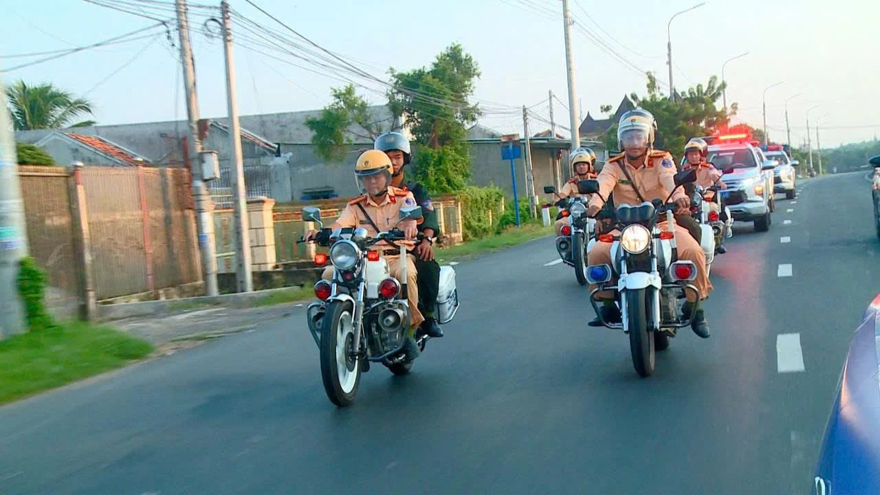 Tiếp tục tăng cường đảm bảo trật tự, an toàn giao thông trong tình hình mới