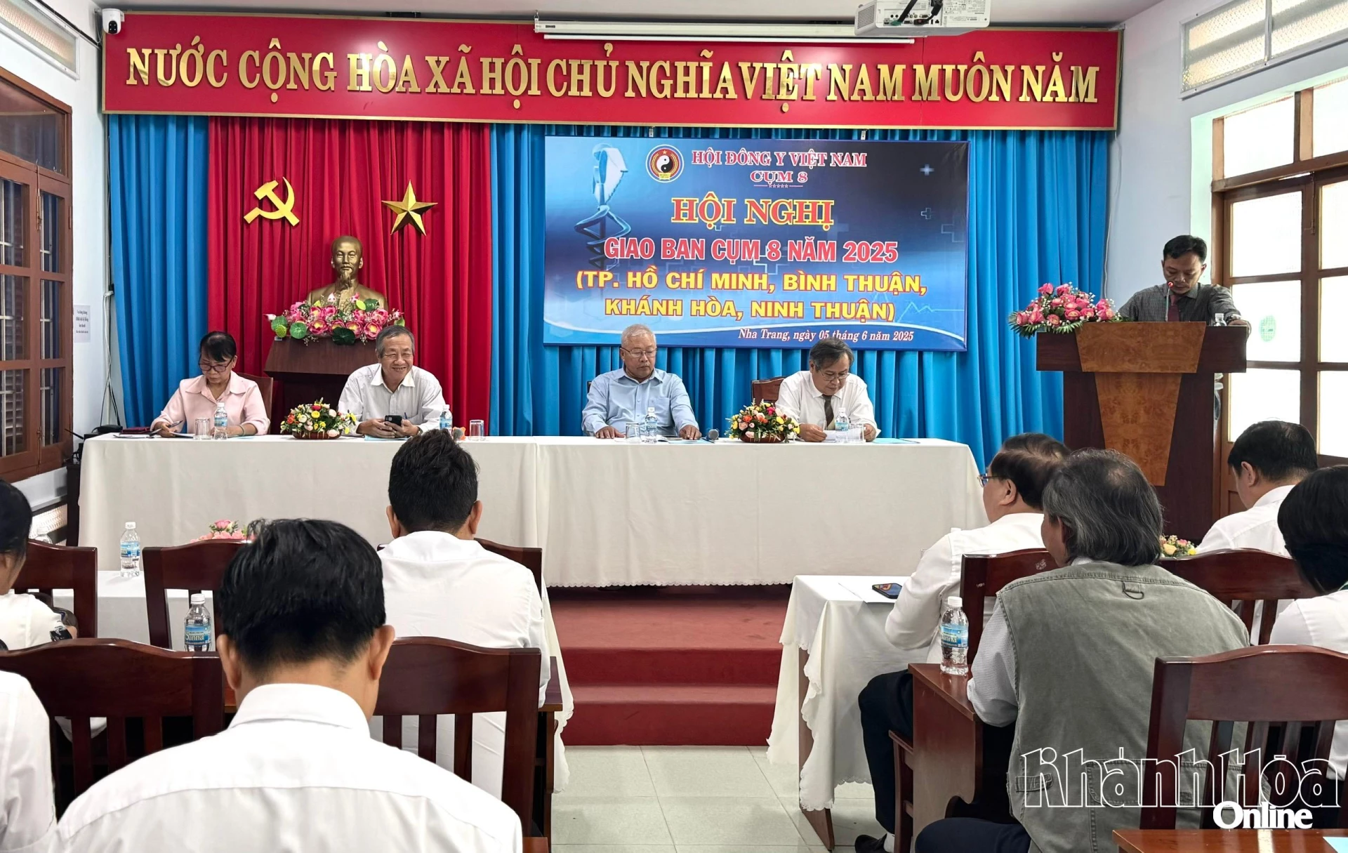 Quang cảnh hội nghị giao ban