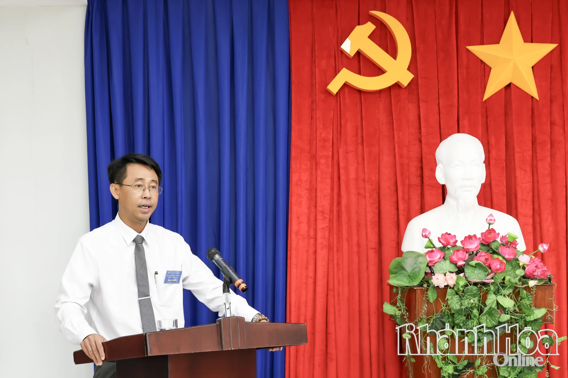 Phó Bí thư Đảng ủy các cơ quan Đảng tỉnh Trịnh Văn Mơ phát biểu chỉ đạo tại Đại hội.