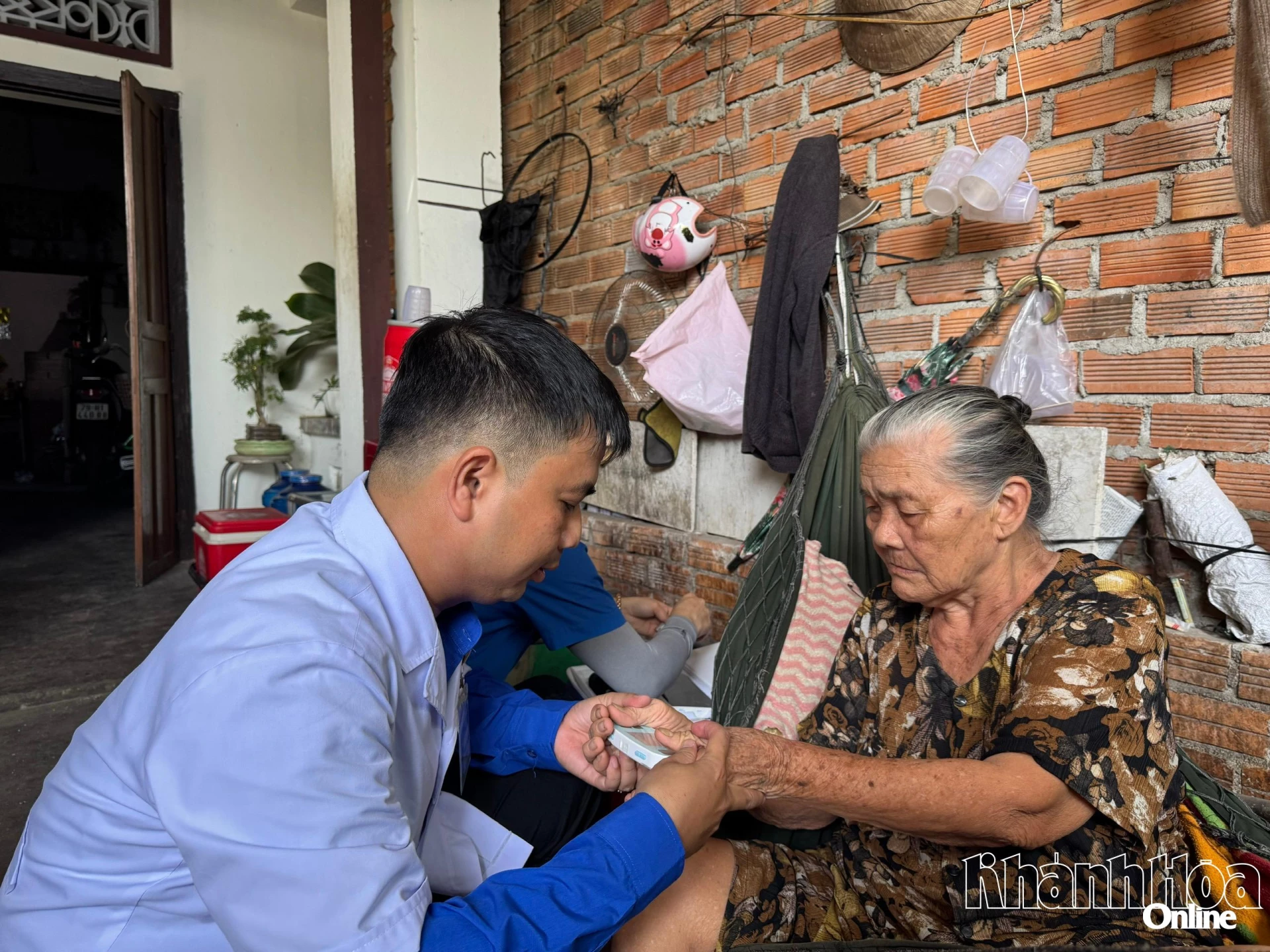 Đẩy mạnh phòng, chống bệnh sốt xuất huyết, tay chân miệng, Covid-19