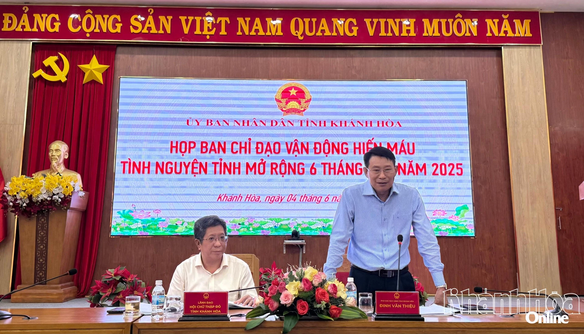 Đề xuất khen thưởng các cá nhân, gia đình có thành tích tiêu biểu trong hiến máu tình nguyện