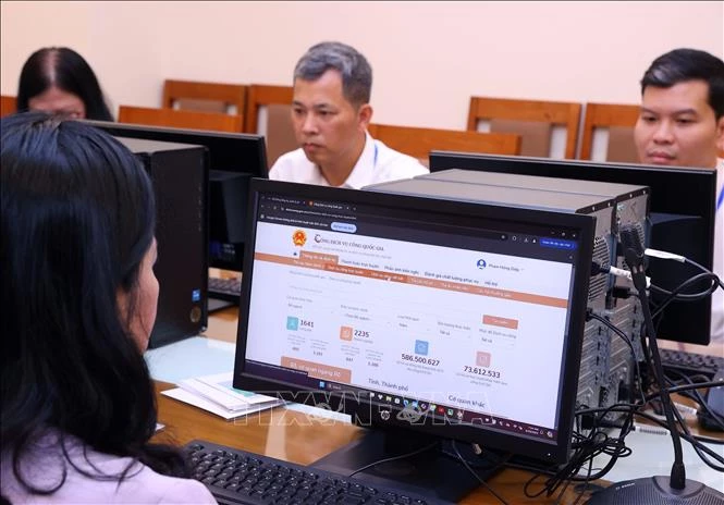 Thúc đẩy chuyển đổi số: Nền tảng cho bộ máy mới vận hành thông suốt, hiệu quả