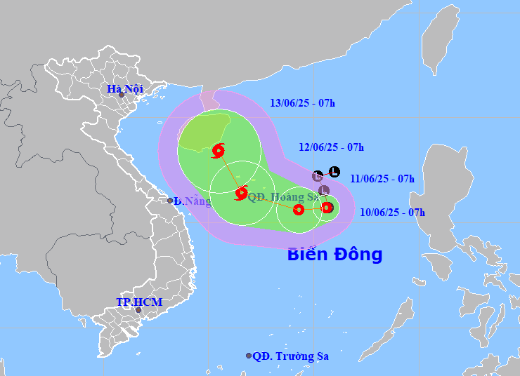 Áp thấp nhiệt đới trên Biển Đông có khả năng mạnh lên thành bão
