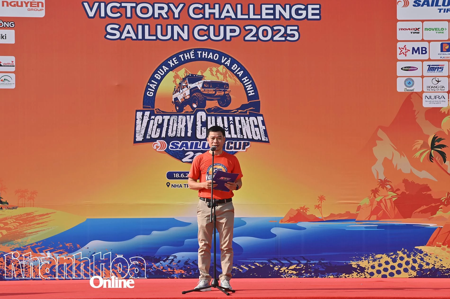 Ông Trần Minh Thảo-Phó Tổng biên tập Báo Khánh Hoà phát biểu khai mạc.