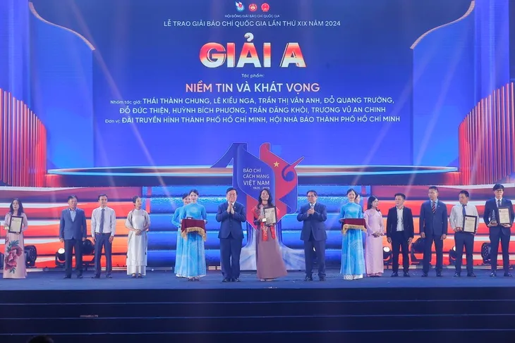 Lễ trao Giải Báo chí Quốc gia lần thứ 19: Tôn vinh 13 Giải A, 27 Giải B, 49 Giải C