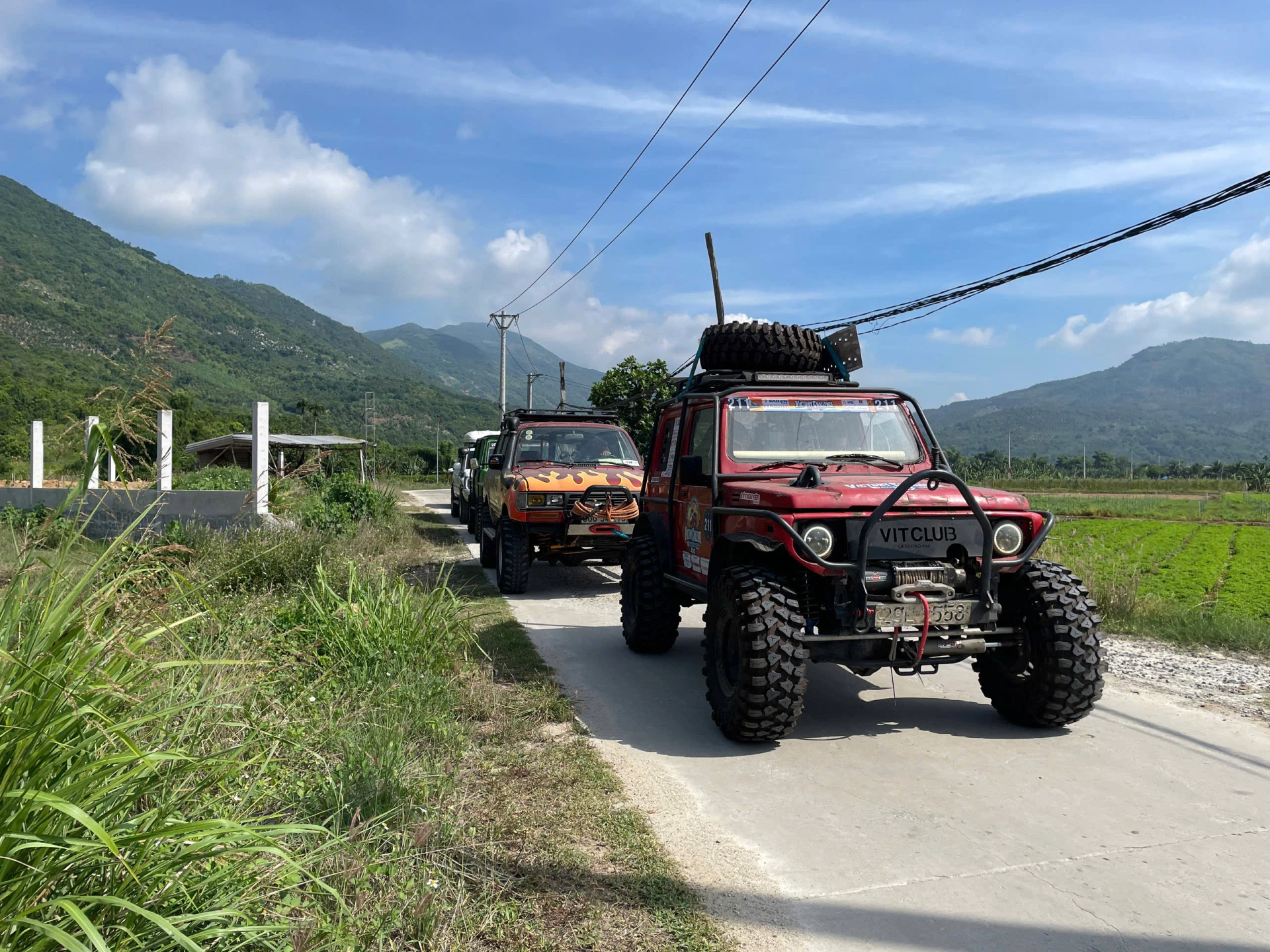 7 giờ 30 phút ngày 20-6, Báo Khánh Hòa truyền hình trực tiếp Lễ khai mạc và thi đấu Giải đua xe thể thao và địa hình Victory Challenge Sailun Cup 2025