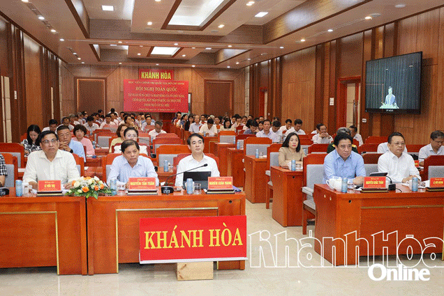 Podcast: Bản tin ngày 14-6