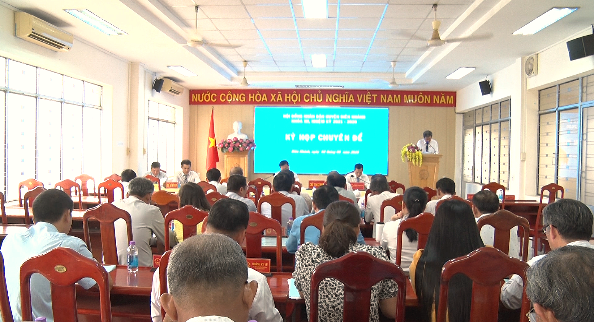 HĐND huyện Diên Khánh khóa XII tổ chức kỳ họp chuyên đề