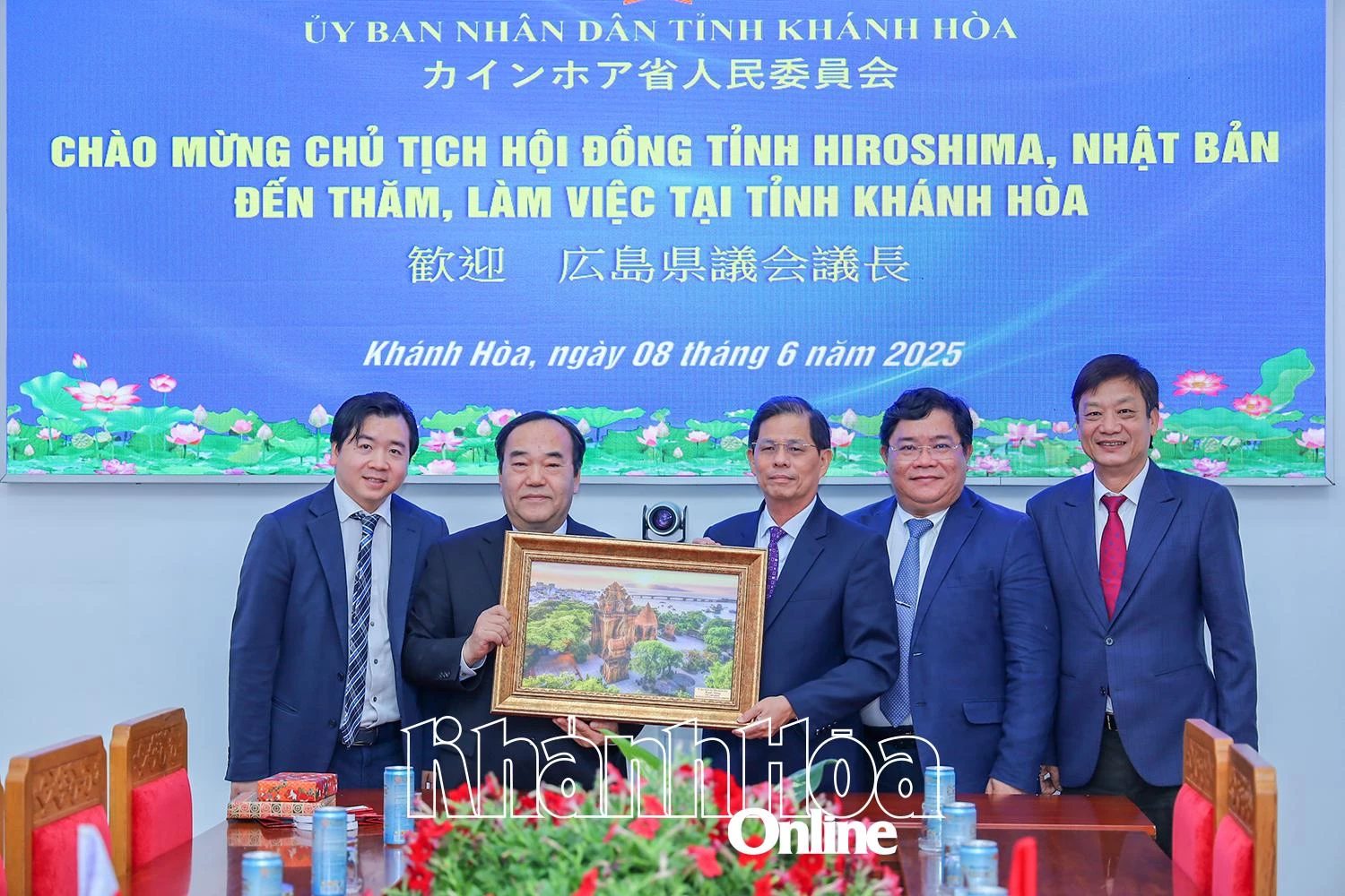 Chủ tịch UBND tỉnh Nguyễn Tấn Tuân tiếp Chủ tịch Hội đồng tỉnh Hiroshima (Nhật Bản)