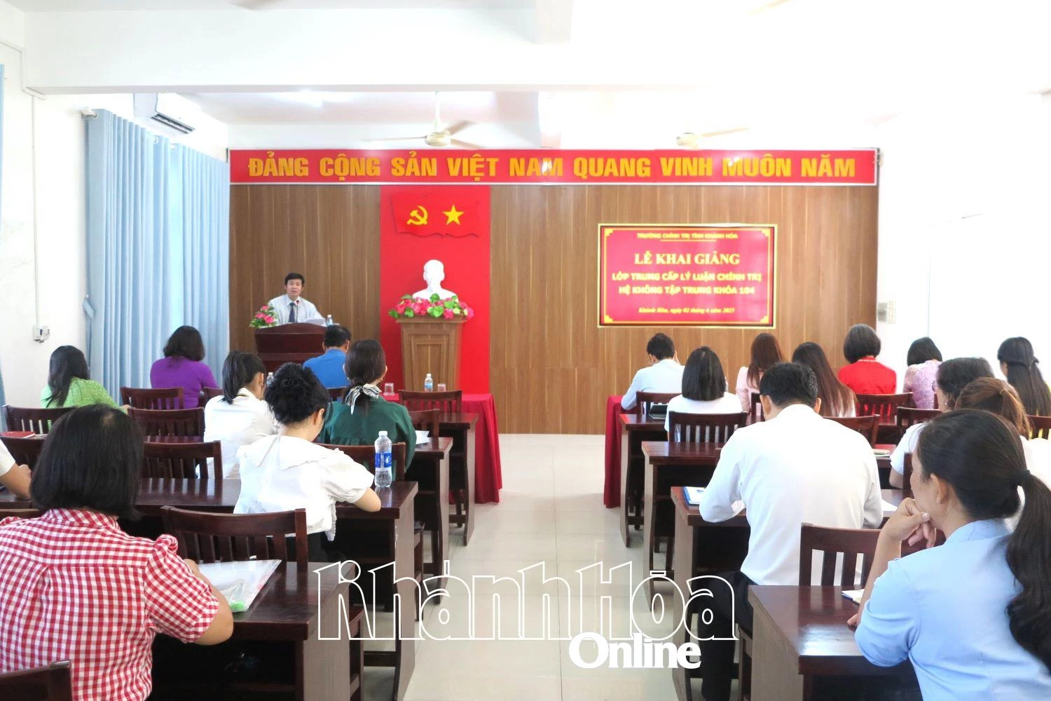 Trường Chính trị tỉnh Khánh Hòa: Khai giảng lớp Trung cấp lý luận chính trị hệ không tập trung khóa 184