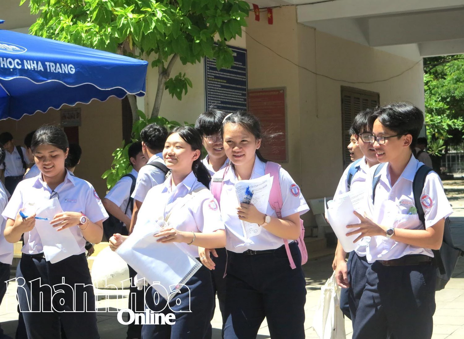 Những hình ảnh buổi đầu tiên kỳ thi vào lớp 10 năm học 2025 - 2026