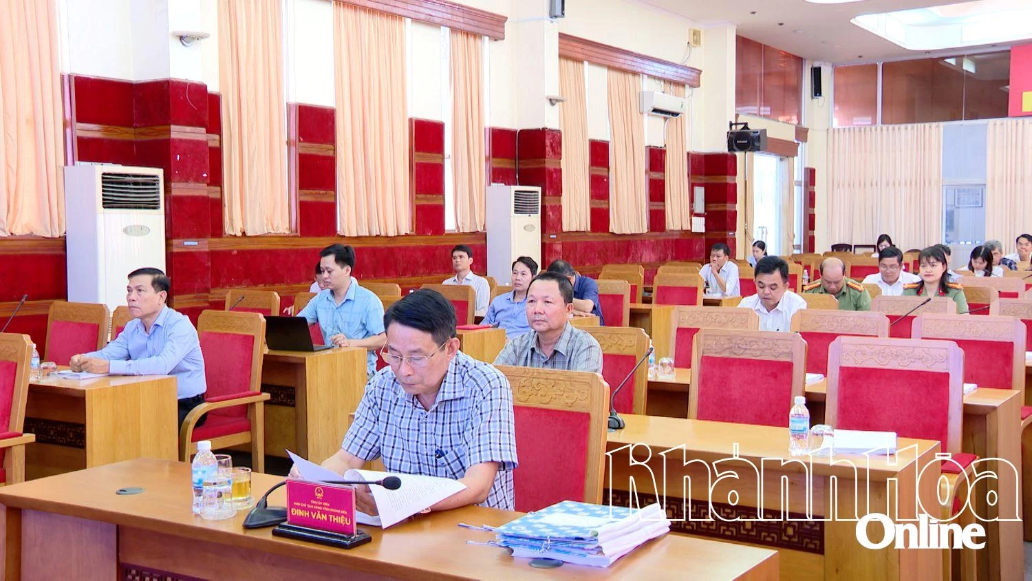 Quang cảnh hội nghị tại điểm cầu Khánh Hòa.