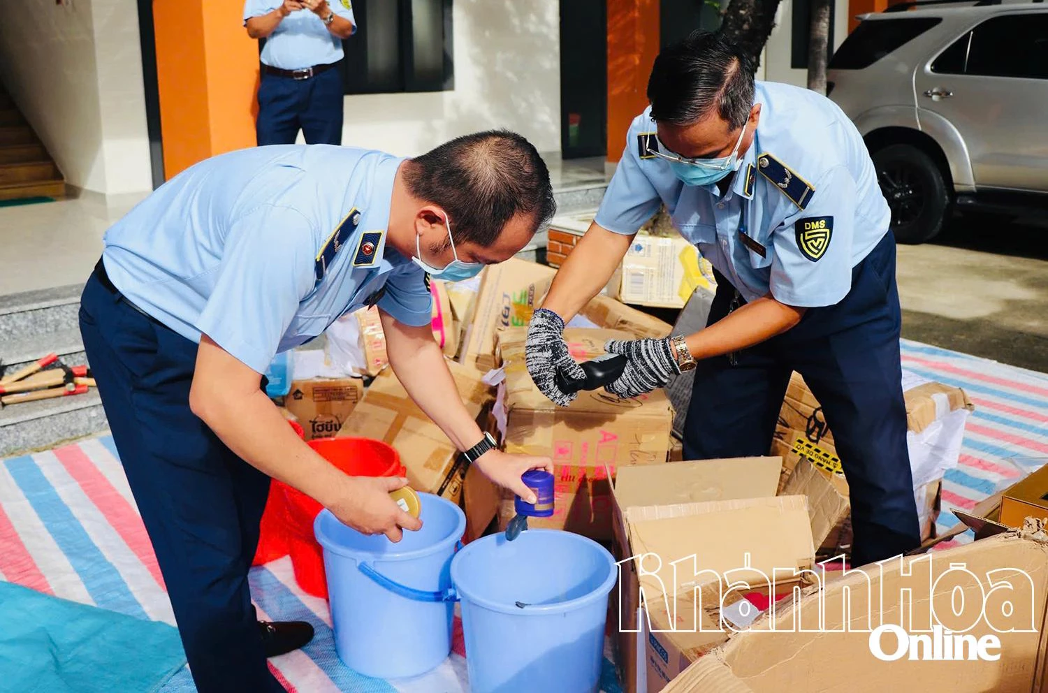 Tăng cường kiểm tra, chống buôn lậu nhóm hàng hóa mỹ phẩm