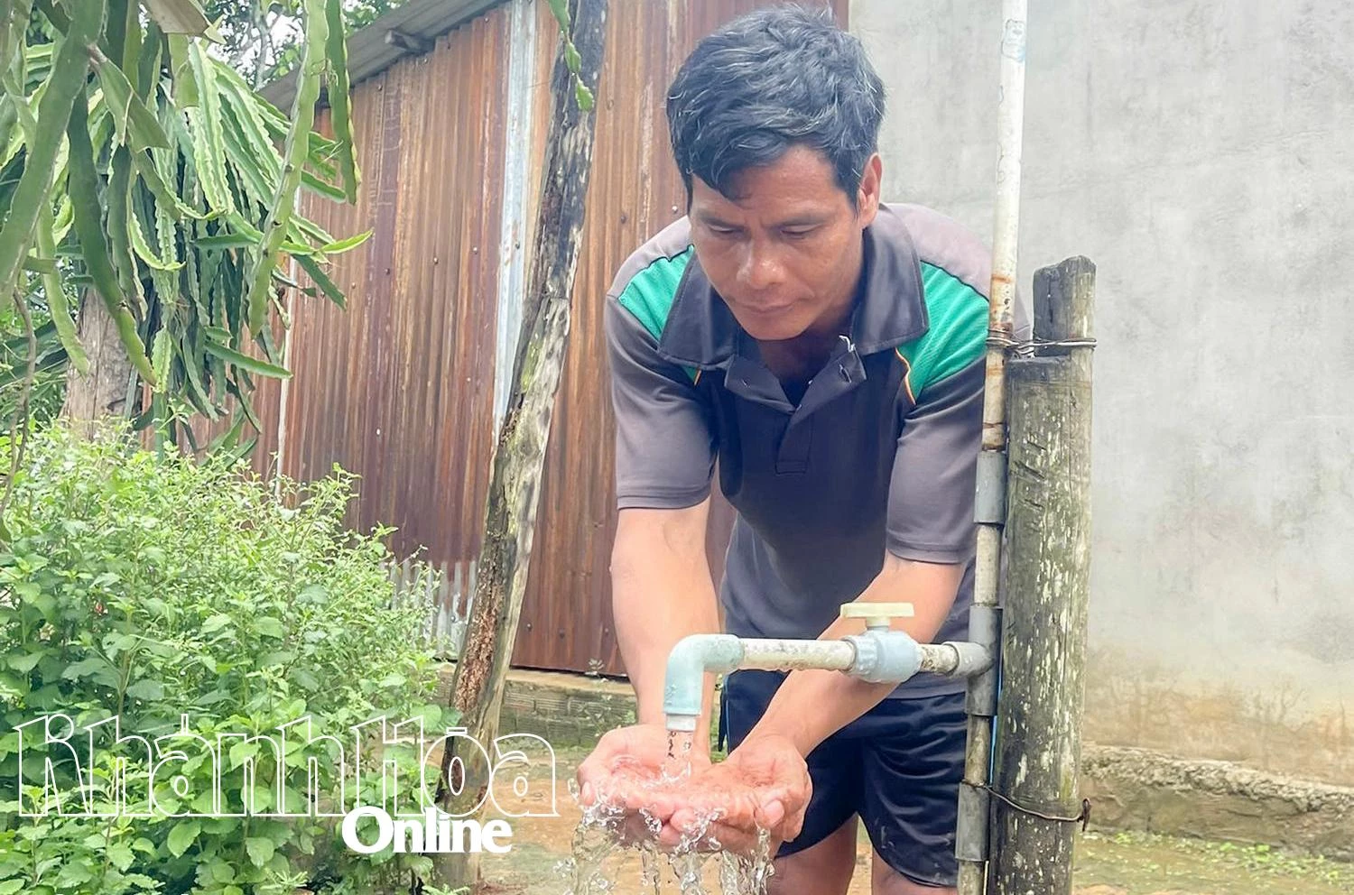 Khánh Sơn: Tập trung đầu tư các công trình cấp nước sinh hoạt cho người dân