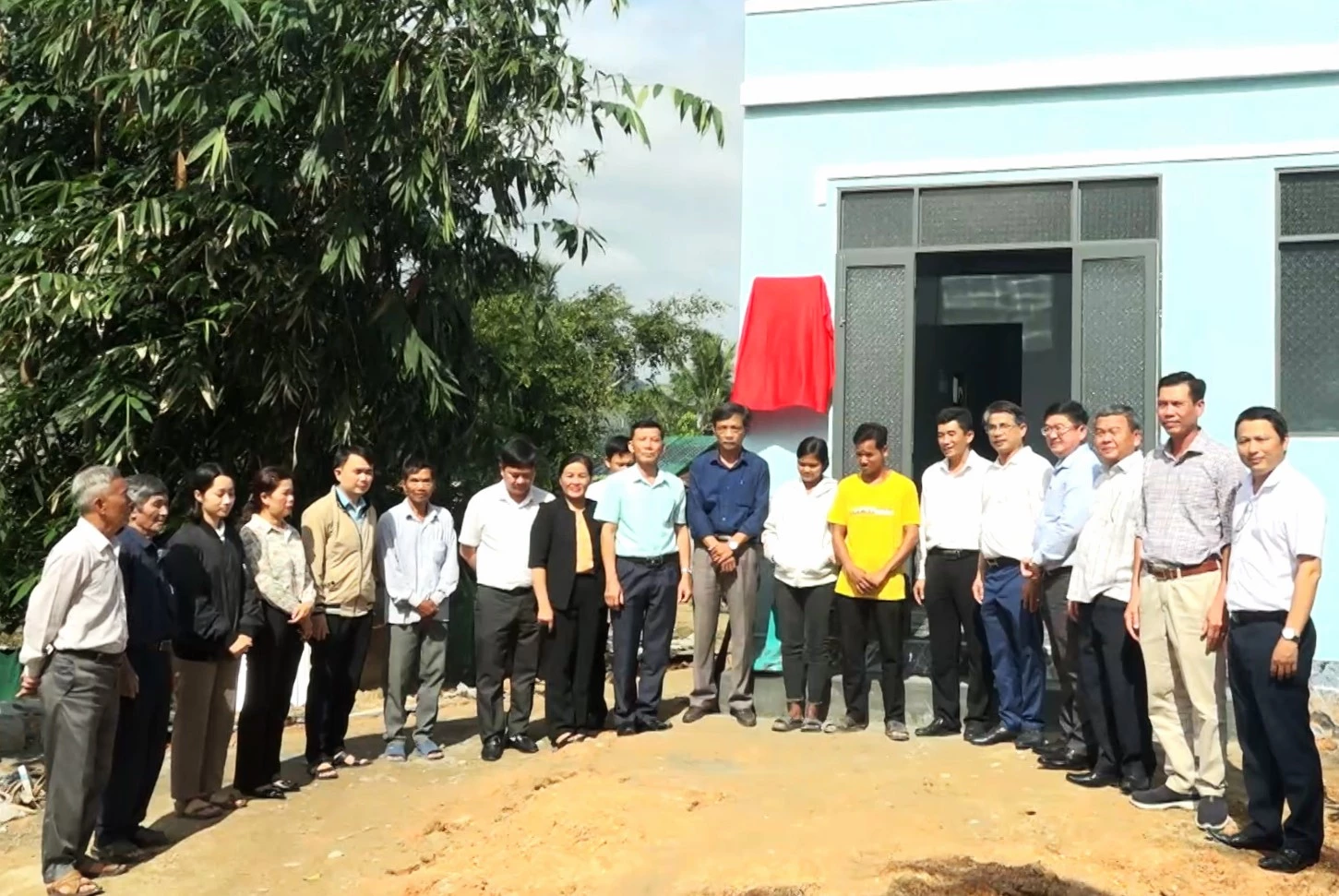 VIDEO: Xóa nhà tạm giúp đồng bào dân tộc thiểu số thoát nghèo