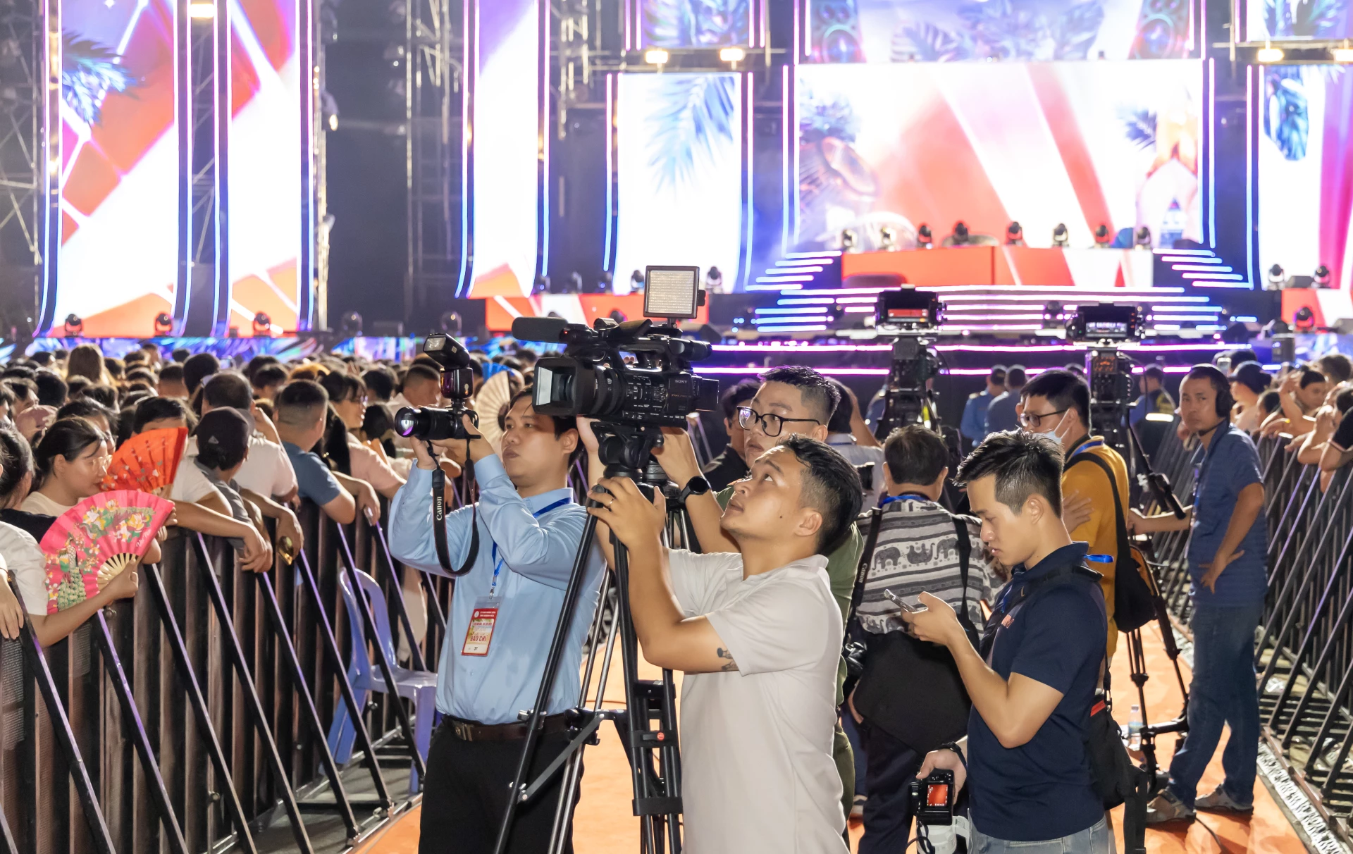 Tự hào một thế kỷ báo chí