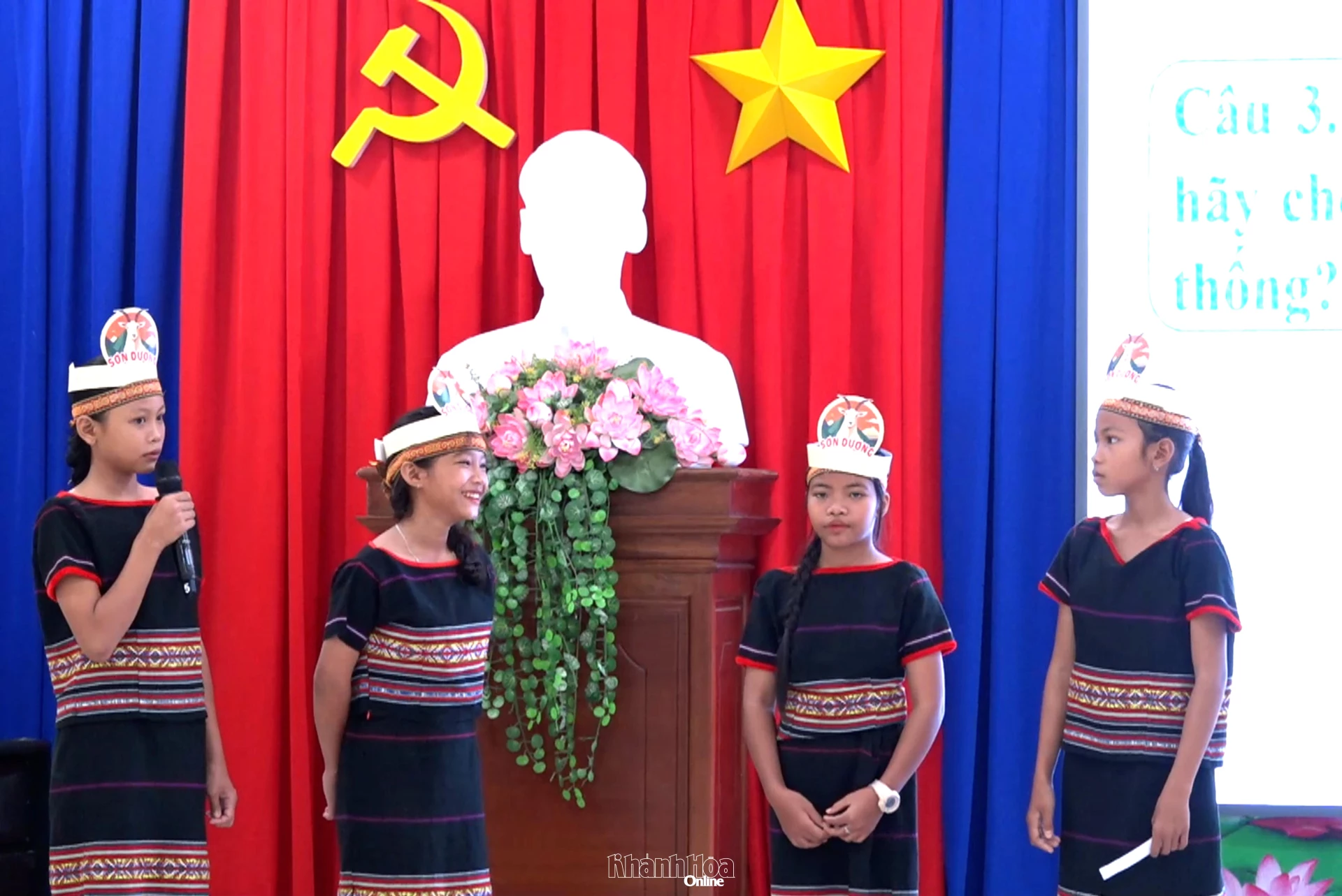 Cam Lâm: Sân khấu hóa tuyên truyền góp phần đẩy lùi nạn tảo hôn và hôn nhân cận huyết