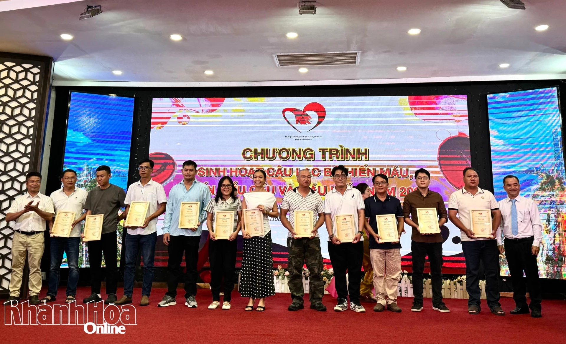 Tri ân những người tham gia hiến máu, hiến tiểu cầu khẩn cấp