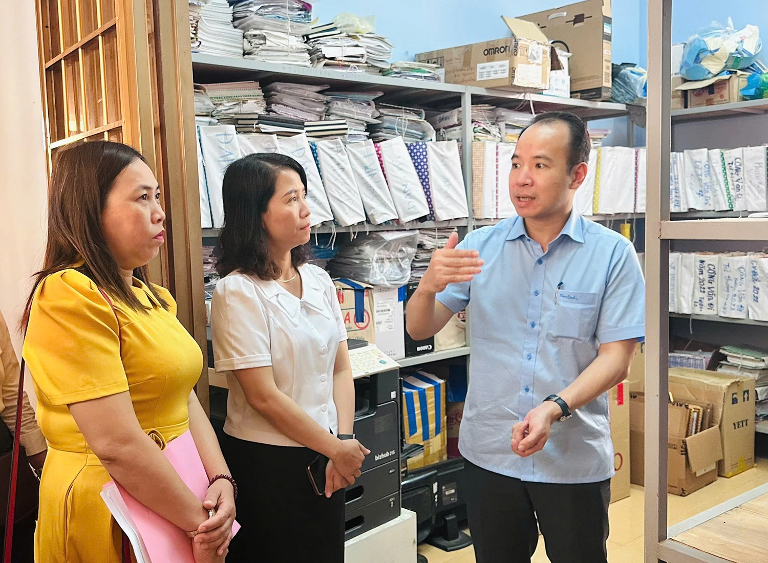 Huy động mọi nguồn lực để hoàn thành số hóa tài liệu lưu trữ trước ngày 30-6